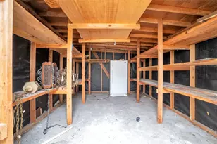 8211 Louise Ave, Northridge, CA 91325 - Photo 30