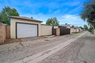 8211 Louise Ave, Northridge, CA 91325 - Photo 38