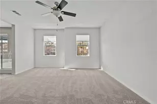 22105 Barrington, Saugus, CA 91350 - Photo 24