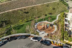 22105 Barrington, Saugus, CA 91350 - Photo 42