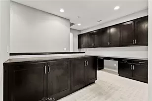 22105 Barrington, Saugus, CA 91350 - Photo 18