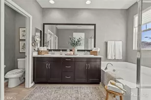 22105 Barrington, Saugus, CA 91350 - Photo 4