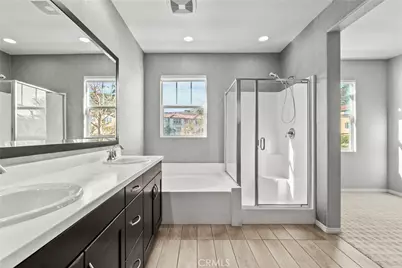 22105 Barrington, Saugus, CA 91350 - Photo 28