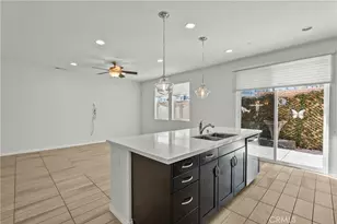 22105 Barrington, Saugus, CA 91350 - Photo 10