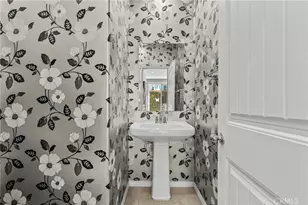 22105 Barrington, Saugus, CA 91350 - Photo 20