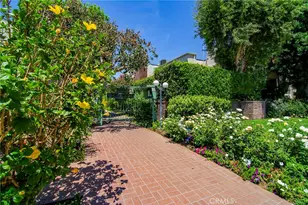 18741 Hatteras St, Tarzana, CA 91356 - Photo 28