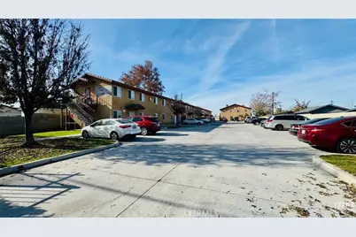 117 N, Bakersfield, CA 93304 - Photo 14