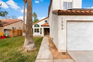 1555 Berkshire Dr, Palmdale, CA 93551 - Photo 2