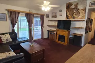 22104 Alamogordo, Saugus, CA 91350 - Photo 4