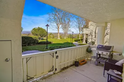 24439 Leonard Tree #102, Newhall, CA 91321 - Photo 12