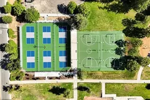 6698 Summerhill Ct, Oak Park, CA 91377 - Photo 32