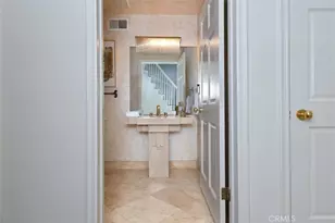 5070 Avenida Oriente, Tarzana, CA 91356 - Photo 18