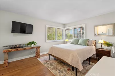 23815 Park Belmonte, Calabasas, CA 91302 - Photo 20