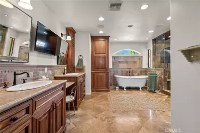 23815 Park Belmonte, Calabasas, CA 91302 - Photo 14