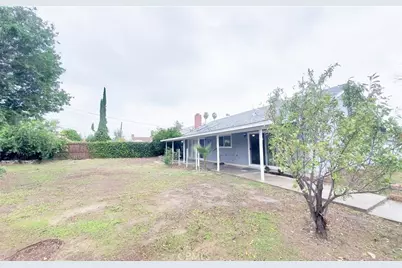 22201 Schoolcraft, Canoga Park, CA 91303 - Photo 2