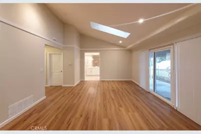22201 Schoolcraft, Canoga Park, CA 91303 - Photo 18