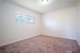 11018 Woodley, Granada Hills, CA 91344 - Photo 20