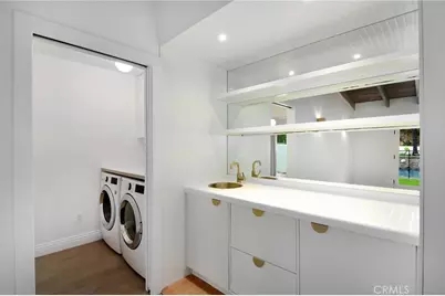 4676 Arriba Drive, Tarzana, CA 91356 - Photo 18