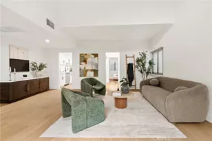 6540 Hayvenhurst, Lake Balboa, CA 91406 - Photo 6