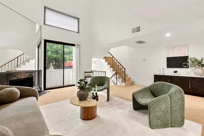 6540 Hayvenhurst #15, Lake Balboa, CA 91406 - Photo 1