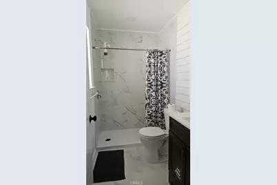 10409 Redwood, California City, CA 93505 - Photo 14