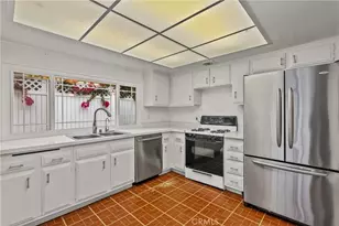 29147 Lotusgarden, Canyon Country, CA 91387 - Photo 6
