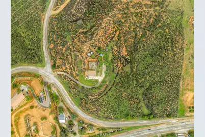 10657 Mint Canyon, Agua Dulce, CA 91390 - Photo 12