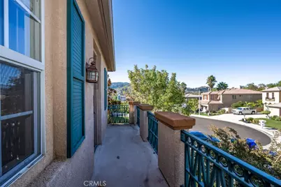 25768 Hawthorne, Stevenson Ranch, CA 91381 - Photo 32