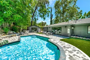 4830 Hasekian Dr, Tarzana, CA 91356 - Photo 14