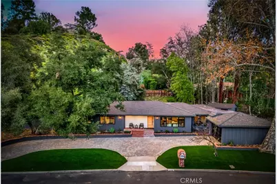 4830 Hasekian Drive, Tarzana, CA 91356 - Photo 16