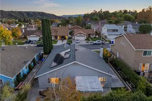 21633 Turmeric Ct, Saugus, CA 91350 - Photo 70