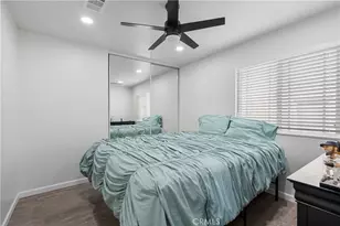 19904 Holly Dr, Saugus, CA 91350 - Photo 24