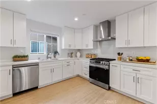 5248 Segals Wy, Sherman Oaks, CA 91411 - Photo 10