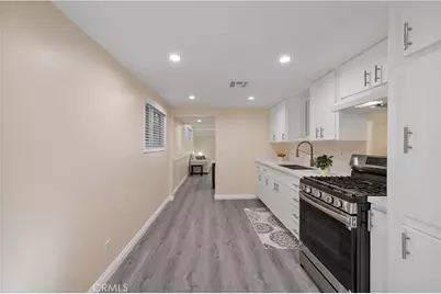 10732 Hatteras Street, North Hollywood, CA 91601 - Photo 18