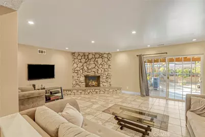 7777 Greenbush Avenue, Panorama City, CA 91402 - Photo 12