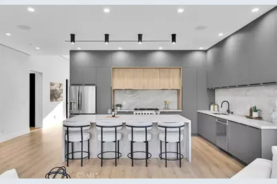 6010 Lasaine Avenue, Encino, CA 91316 - Photo 8