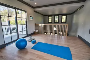 5546 Jed Smith Rd, Hidden Hills, CA 91302 - Photo 22