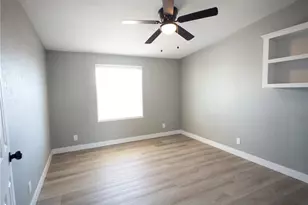 8925 Oleander, California City, CA 93505 - Photo 20