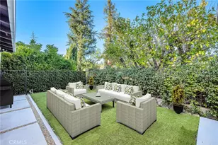 22661 Cavalier, Woodland Hills, CA 91364 - Photo 38