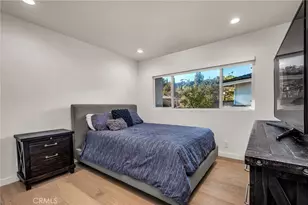 22661 Cavalier, Woodland Hills, CA 91364 - Photo 28