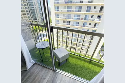 10747 Wilshire Boulevard #1305, Los Angeles, CA 90024 - Photo 20