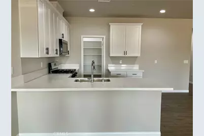 5103 Cohiba Ct, Bakersfield, CA 93307 - Photo 12