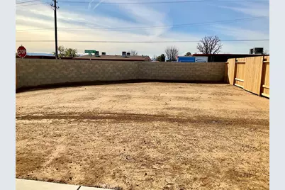 5103 Cohiba Ct, Bakersfield, CA 93307 - Photo 22