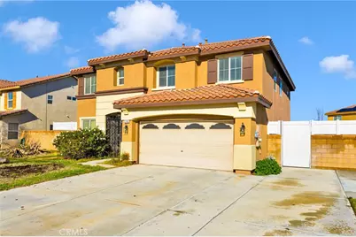 2745 Garnet, Lancaster, CA 93535 - Photo 2