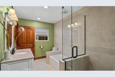 24604 Apple Street, Newhall, CA 91321 - Photo 22