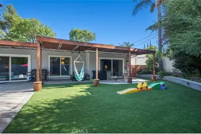 23701 Clarendon Street, Woodland Hills, CA 91367 - Photo 12