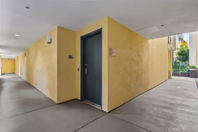 21301 Erwin Street #226, Woodland Hills, CA 91367 - Photo 8