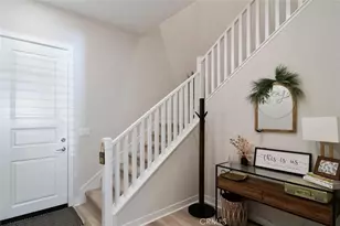 27226 Red Willow Ct, Valencia, CA 91381 - Photo 18