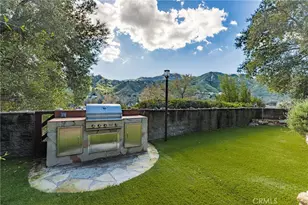 2305 Sugarloaf Dr, Agoura Hills, CA 91301 - Photo 8