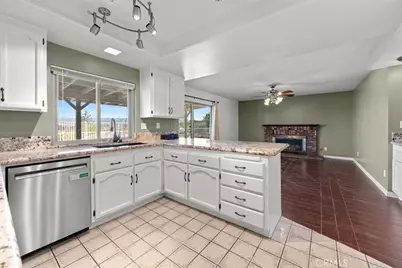 13133 Thomasville Court, Moorpark, CA 93021 - Photo 20